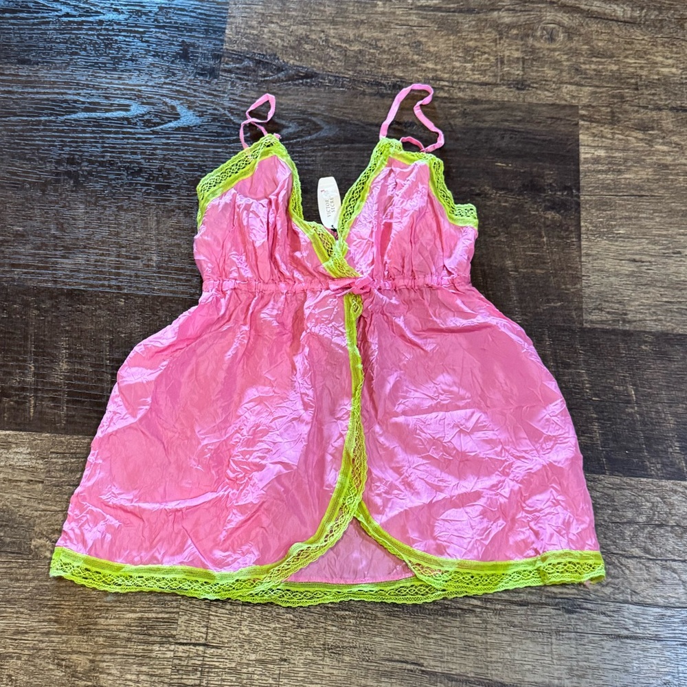 VS Pink NWT 2005 Vintage Y2K Pink Green Lace Trim Babydoll Top Silk XS